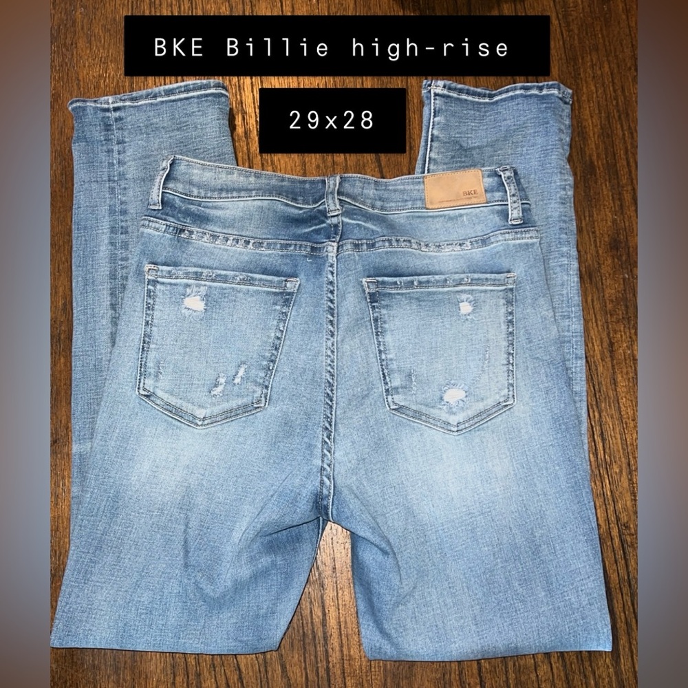 Buckle Jeans